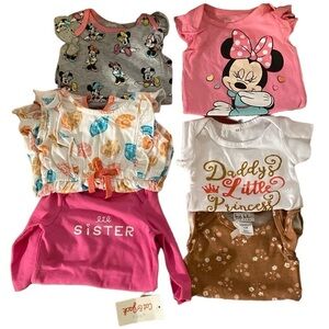 ✨7pcs For $28.00✨ Assorted Bundle Of Infant Girl Onesies Disney Cat + Jack